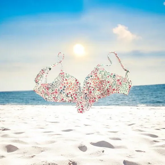 Bikini Floral Ruffle: Woman Size S - Because Making Waves Isn't Just for Pools! - Picture 2 of 4
